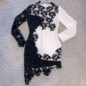 Black and white dress. Only worn a couple of times.